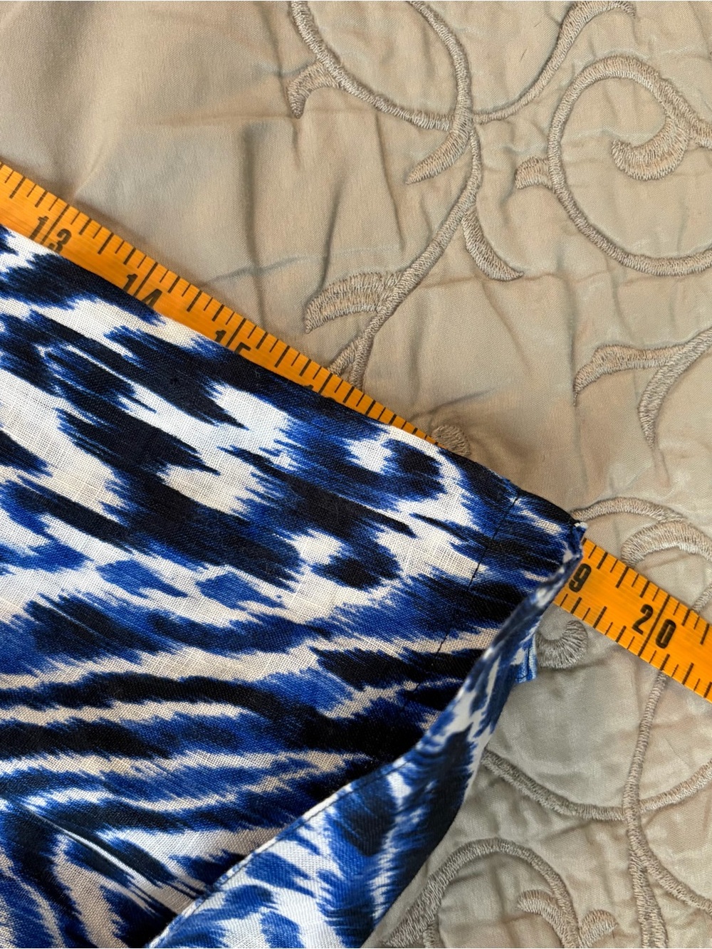 Chico's Shirt Sz 2 Large Linen Women’s Blue/White Ikat Abstract 100% Linen Tunic - Picture 8 of 11